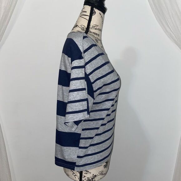 H&M Navy & Gray Crop Top - Picture 3 of 8